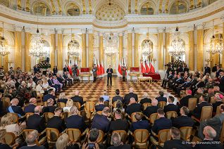 011_Prezydent_Karol_Nawrocki_Prezydentowa_Zamek_Krolewski_20250806_MB1_4255.jpg