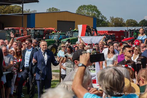 007_Karol_Nawrocki_Krąpiel_zachodniopomorskie_spotkanie_rolnicy_09-08-2025_MB2_9450.jpg.JPG