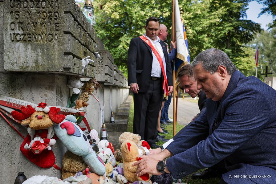 008_Minister_Mateusz_Kotecki_wieniec_Cmentarz_Ofiar_Terroru_Hitlerowskiego_Zaspa_20250901_MWB16781.jpg