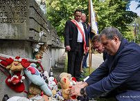 008_Minister_Mateusz_Kotecki_wieniec_Cmentarz_Ofiar_Terroru_Hitlerowskiego_Zaspa_20250901_MWB16781.jpg