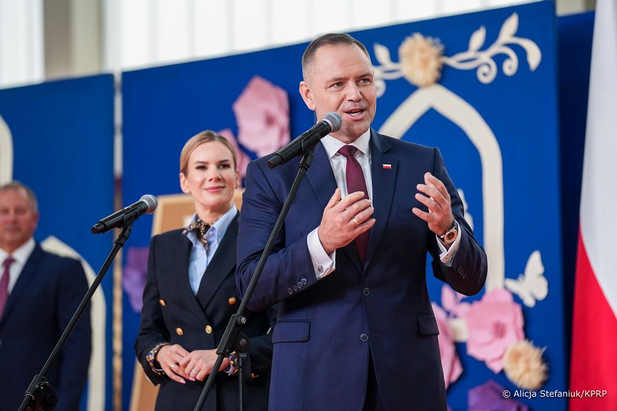 006_a_Para_Prezydencka_Szkola_Podstawowa_im_Jana_Pawla_II_Wolanow_rozpoczecie_roku_szkolnego_20250901_DSC00233.jpg