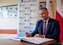 001_a_Para_Prezydencka_Szkola_Podstawowa_im_Jana_Pawla_II_Wolanow_rozpoczecie_roku_szkolnego_20250901_DSC09724.jpg