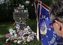 007_Minister_Mateusz_Kotecki_wieniec_Cmentarz_Ofiar_Terroru_Hitlerowskiego_Zaspa_20250901_MWB16756.jpg