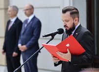 003_Minister_Jaroslaw_Debowski_spotkanie_finalisci_konkursu_Silni_Polska_20250910_PK2_0283.jpg