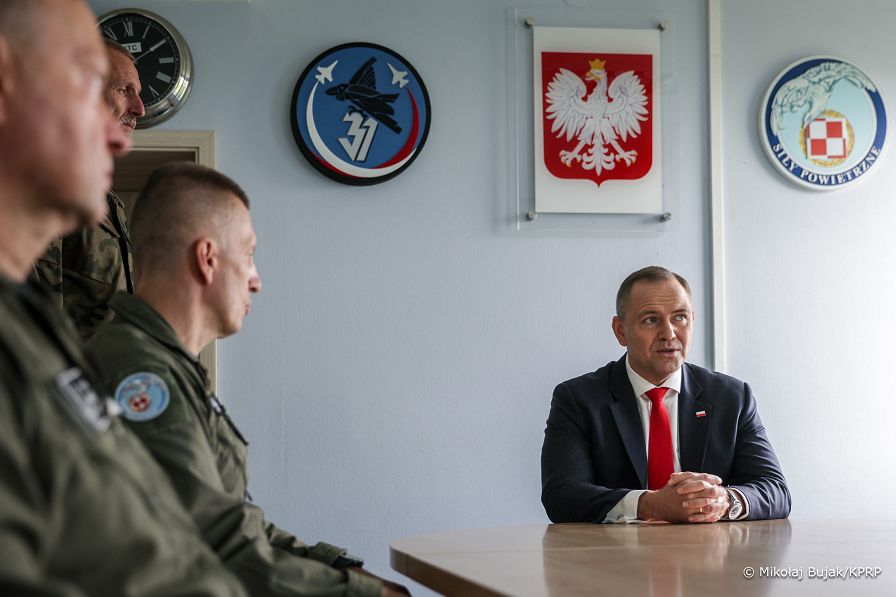 008_Prezydent_Karol_Nawrocki_wizyta_Krzesiny_20250911_MWB16039.jpg