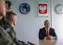 008_Prezydent_Karol_Nawrocki_wizyta_Krzesiny_20250911_MWB16039.jpg