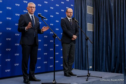 016_Sławomir_Cenckiewicz_Marcin_Przydacz_Konferencja_po_Posiedzeniu_RBN_11-09-2025_MWB17552.jpg.JPG
