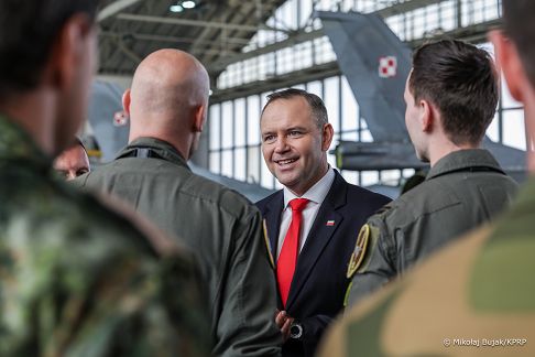 014_Prezydent_Karol_Nawrocki_wizyta_Krzesiny_20250911_MWB21293.jpg