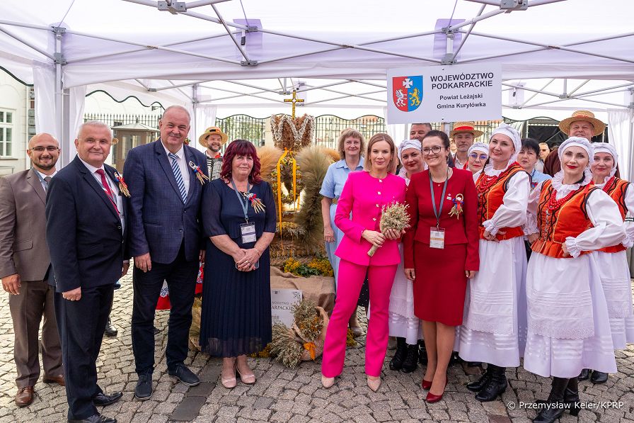 029_Prezydentowa_Marta_Nawrocka_konkurs_wiencowy_20250913_PK1_5261.jpg