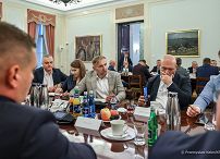 005_Minister_Minister Mateusz Kotecki_spotkanie_z_instytucjami_rolniczymi_20250913_PK1_2999.jpg