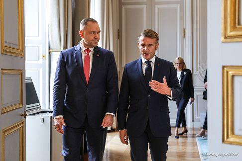 004_a_Prezydent_Karol_Nawrocki_wizyta_Francja_spotkanie_Emmanuel_Macron_20250916_MWB11771.jpg