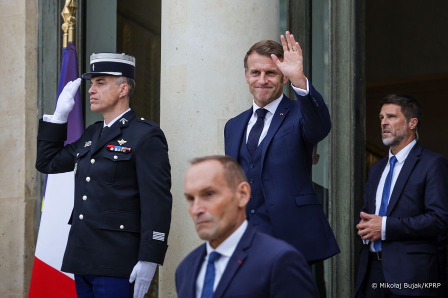 009_Prezydent_Karol_Nawrocki_wizyta_Francja_spotkanie_Emmanuel_Macron_20250916_MWB25200.jpg