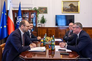 001_Minister_Marcin_Przydacz_spotkanie_Dyrektor_Rafal_Wisniewskim_i_Minister_Marcin_Bosacki_20250918_LB_17396.jpg