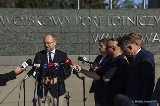 001_Marcin_Przydacz_briefing.jpg