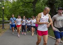 15_Marta_Nawrocka_z_przedstawicielkami _Polska_Running_Team_Nowy_Jork_20250922_DSC04326.jpg