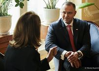 17_Karol_Nawrocki_Ruth_Porat_Prezes_ Dyrektor_spolek_Alphabet _Google_Nowy_Jork_20250922_MWB20755.jpg