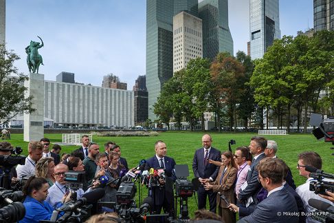 004_Prezydent_Karol_Nawrocki_wypowiedz_media_Nowy_Jork_20250924_MWB20497.jpg