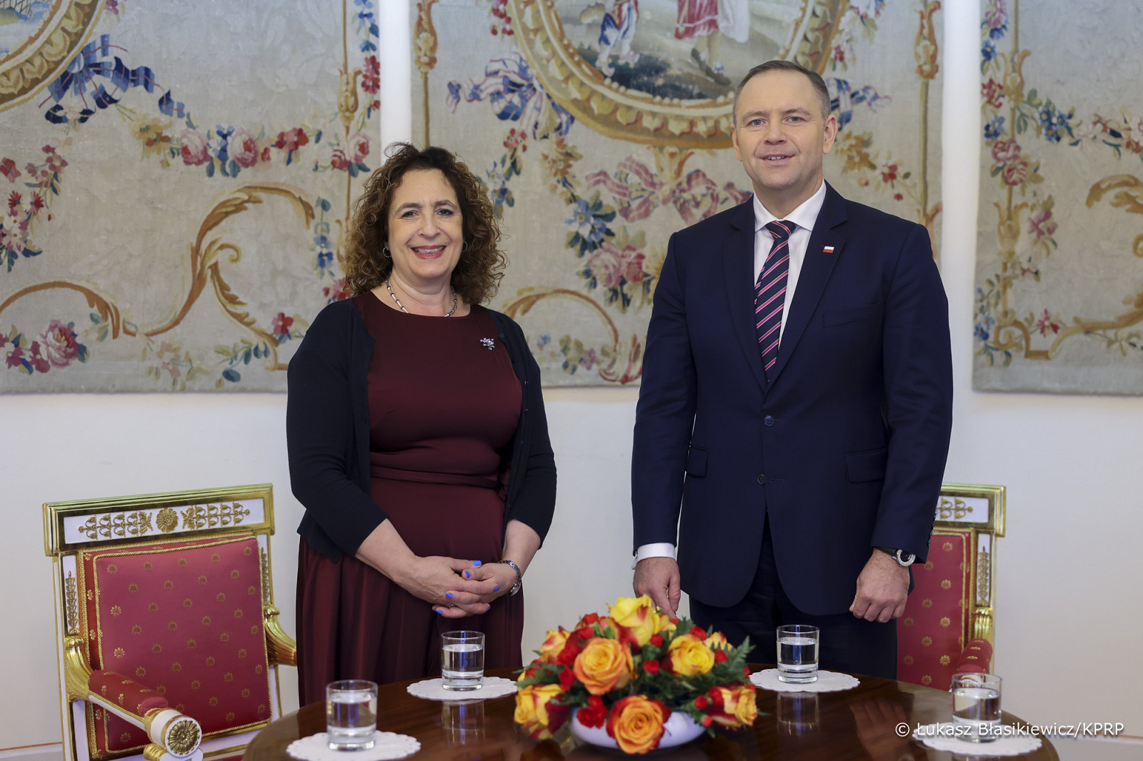 48_Karol_Nawrocki_Melinda_Veronika_Simmons_Ambasador_Zjednoczonego_Krolestwa_Wielkiej_Brytanii_Irlandii_Polnocnej_listy_uwierzytelnijace_20250926_LB_10655.jpg [545.18 KB]
