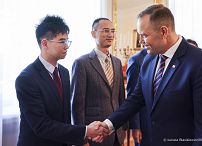 36_Karol_Nawrocki_Lu_Shan_Ambasador_Chińskiej_Republiki_Ludowej_listy_uwierzytelnijace_20250926_LB_10209.jpg