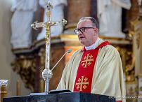 005_Minister_Adam_Andruszkiewicz_Ksiądz_Jarosław_Wąsowicz_uroczystość odsłonięcia tablicy z „Sercem dla Inki” upamiętniającej Danutę Siedzikównę _28-09-2025_LB_23511.jpg.JPG