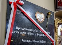 001_Minister_Adam_Andruszkiewicz_Ksiądz_Jarosław_Wąsowicz_uroczystość odsłonięcia tablicy z „Sercem dla Inki” upamiętniającej Danutę Siedzikównę _28-09-2025_LB_23152_1.jpg.JPG