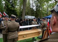014_Prezydent_Karol_Nawrocki_pogrzeb_Sergiusz_Piasecki_29-09-2025_MWB24117.jpg.JPG