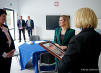 003_Pierwsza_Dama_Marta_Nawrocka_Liwia_Uroczystość otwarcia nowego pawilonu w szkole podstawowej_29-09-2025_DSC07200.jpg.JPG