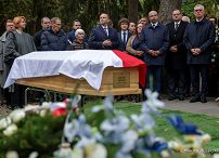 007_Prezydent_Karol_Nawrocki_pogrzeb_Sergiusz_Piasecki_29-09-2025_MWB24013.jpg.JPG
