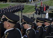 37_Karol_Nawrocki_cmentarz_Arlington_20250903_MWB28208.jpg