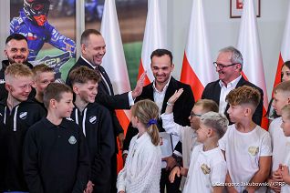 013_A_Prezydent_Karol_Nawrocki_Spotkanie_Bartosz_Zmarzlik_30-09-2025_1S5A5842.jpg.JPG