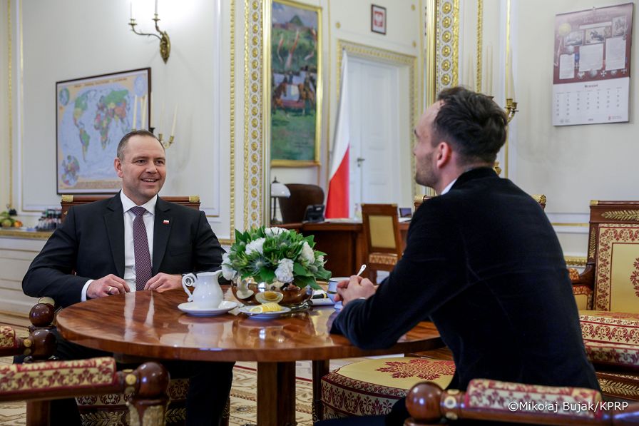 001_Prezydent_Karol_Nawrocki_Spotkanie_Bartosz_Zmarzlik_30-09-2025_MWB25356.jpg.JPG