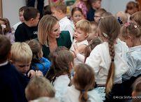 004_B_Pierwsza_Dama_Marta_Nawrocka_wizyta_przedszkole_218_Warszawa_29-09-2025_DSC04958.jpg