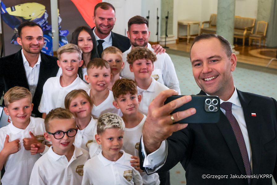 015_Prezydent_Karol_Nawrocki_Spotkanie_Bartosz_Zmarzlik_30-09-2025_GJA_6220.jpg.JPG