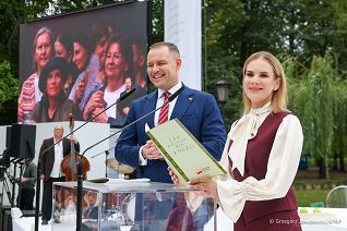 004_Para_Prezydencka_Narodowe_Czytanie_20250906_GJA_4210.jpg