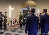 008_Prezydent_Karol_Nawrocki_Litwa_Cmentarz_na_Rosie_20250908_MWB16477.jpg