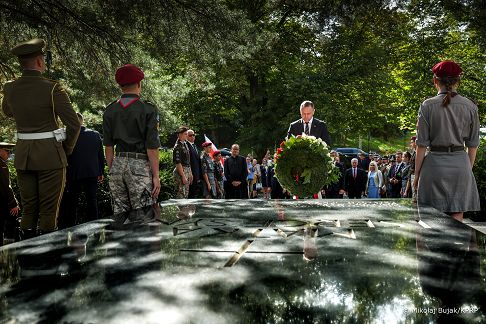 006_Prezydent_Karol_Nawrocki_Litwa_Cmentarz_na_Rosie_20250908_MWB16367.jpg