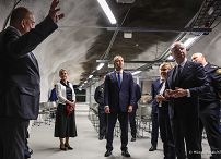 006_Prezydent_Karol_Nawrocki_Helsinki_wizyta_Schron_Obrony_Cywilnej-Merihaka_20250909_MWB12257.jpg