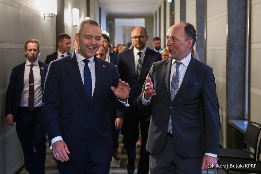 030_Karol_Nawrocki_Wizyta_Finlandia_Parlament_spotkanie_Przewodniczący_Jussi_Halla-aho_09-09-2025_MWB11756.jpg.JPG