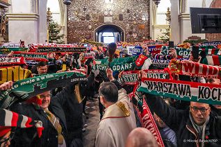 016_Prezydent_Karol_Nawrocki_XVIII_Pielgrzymka_Kibicow_Jasna_Gora_20260110_MWB10044.jpg