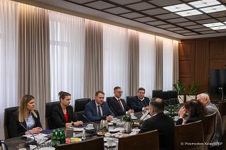 003_Minister_Mateusz_Kotecki_spotkanie_przedstawiciele_glosu_seniorow_20260115_PK1_6520.jpg