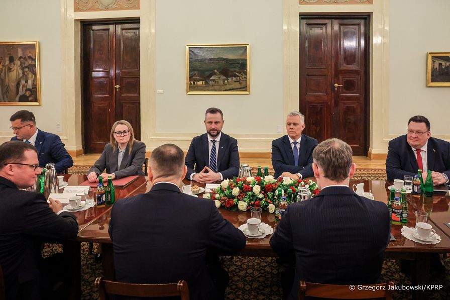 004_Prezydent_Karol_Nawrocki_spotkanie_przedstawiciele_Sluzb_Specjalnych_20260115_GJA_3204.jpg