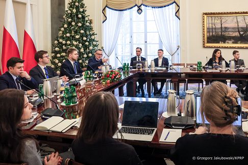 003_Rada_Mlodziezy_przy_Prezydencie_RP_posiedzenie_20260116_GJA_3568.jpg