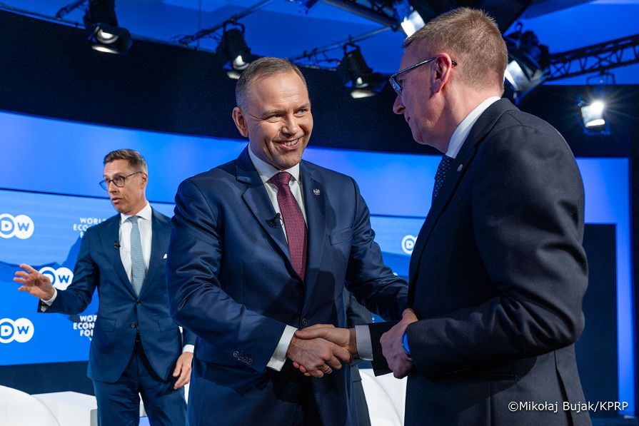 008_Prezydent Karol Nawrocki_WEF_Davos_dzień 2_udział w dyskusji „Can Europe Defend Itself ”_21-01-2026_MWB13892.jpg
