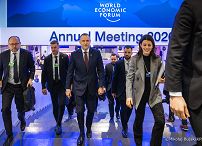 002_Prezydent Karol Nawrocki_WEF_Davos_dzień 2_udział w dyskusji „Can Europe Defend Itself ”_21-01-2026_MWB13138.jpg