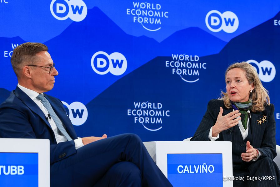 015_Prezydent Karol Nawrocki_WEF_Davos_dzień 2_udział w dyskusji „Can Europe Defend Itself ”_21-01-2026_MWB24988.jpg