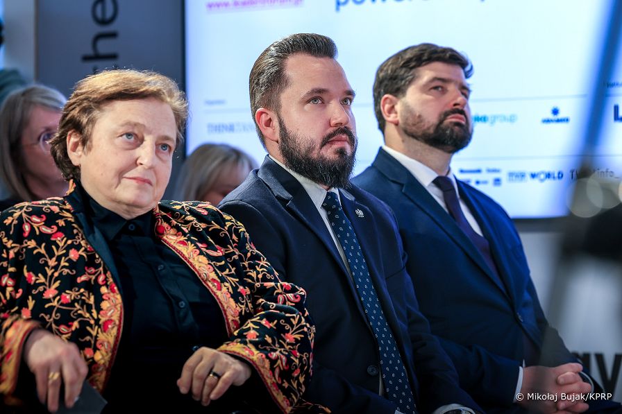005_Prezydent_Karol_Nawrocki_wystapienie_panel_Three_Seas_Initiative_20260122_MWB28807.jpg