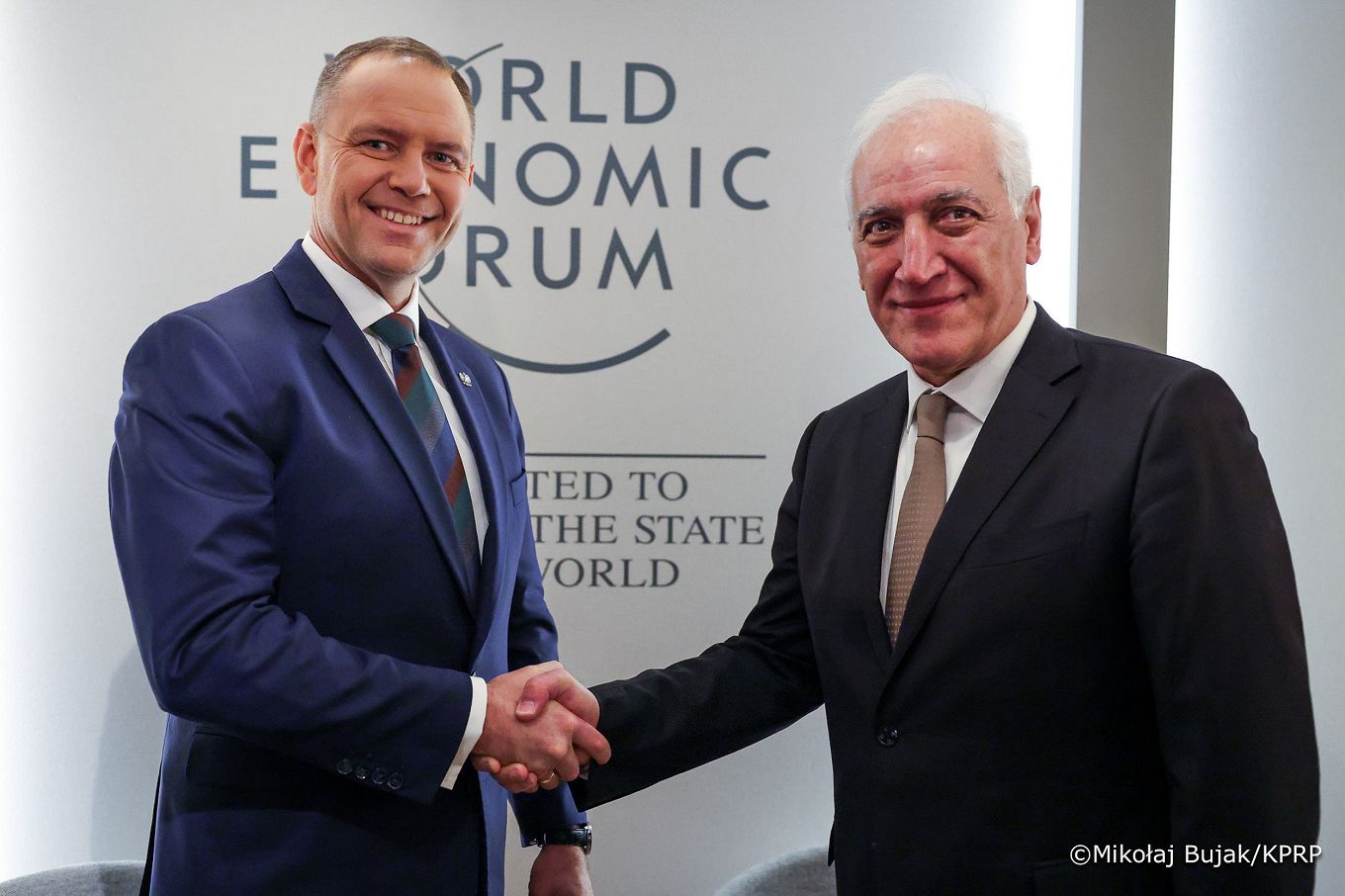 003_galeria_Davos_2026_20260123_003_Prezydent Karol Nawrocki_WEF_Davos_dzień 1_Spotkanie Vahagan Khachaturyan Prezydent Armenii_20-01-2026_MWB11528.jpg