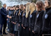004_Prezydent_Karol_Nawrocki_wiazanka_pomnik_rtm_Witolda_Pileckiego_20260127_MWB19842.jpg