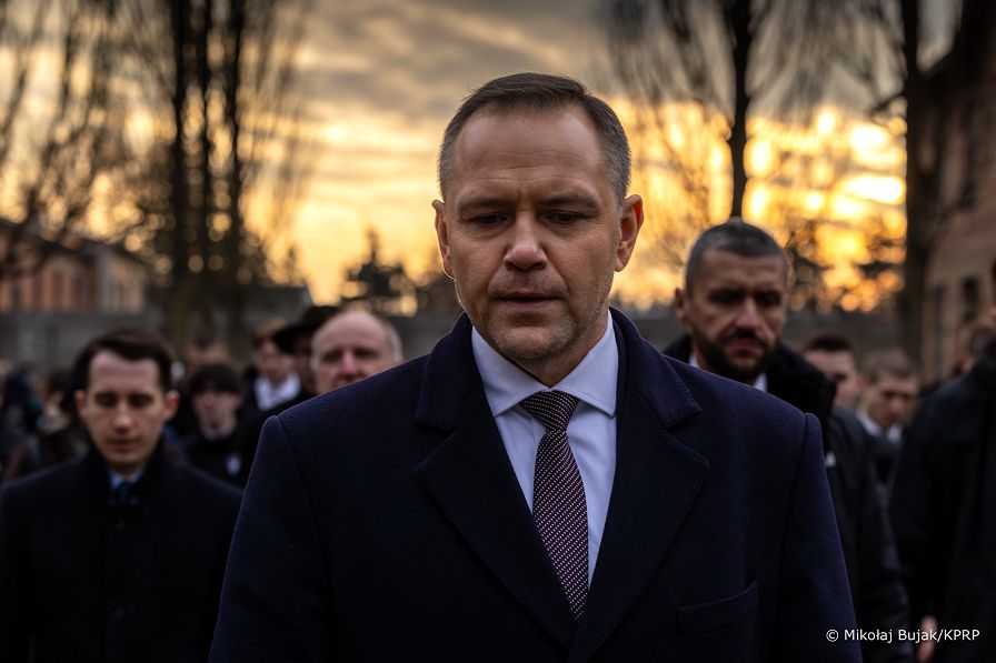 017_Prezydent_Karol_Nawrocki_Auschwitz_rocznica_wyzwolenia_obozu_20260127_MWB20716.jpg