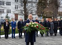 001_Prezydent_Karol_Nawrocki_81_rocznica_wyzwolenia_Auschwitz_20260127_MWB19700.jpg